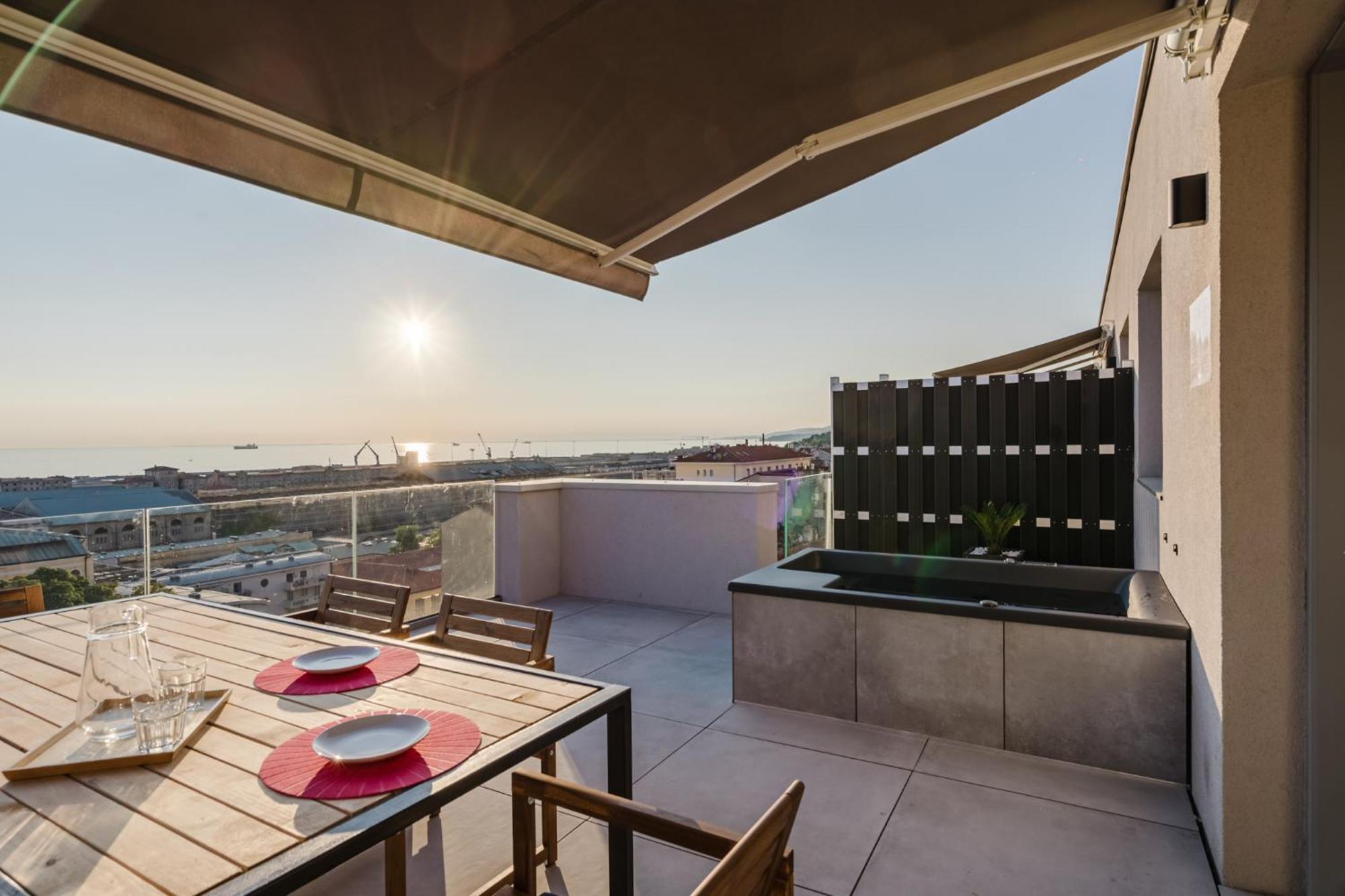 Casanova Bluelife Apartment *